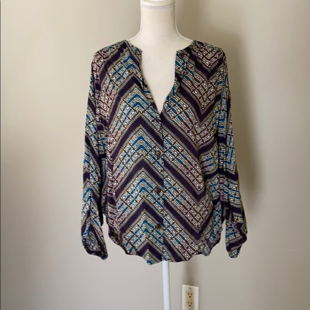 Tysa Button Down Blouse. Dolman Sleeve.